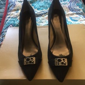 Coach Monogram C pumps
